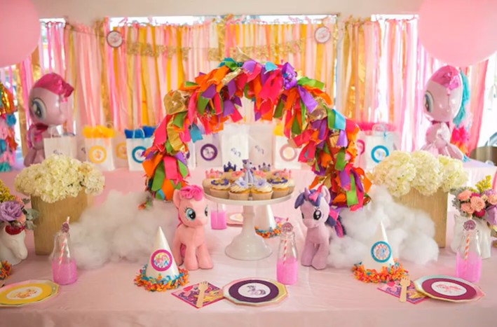 My Little Pony party decorating ideas